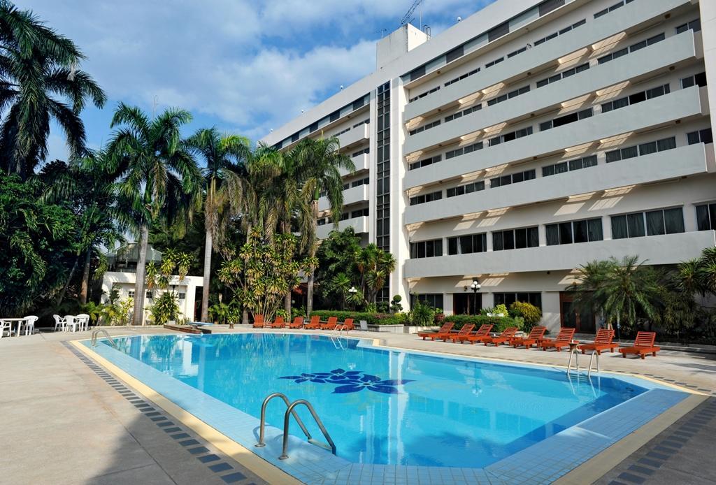 Maeyom Palace Hotel Пхрэ Экстерьер фото