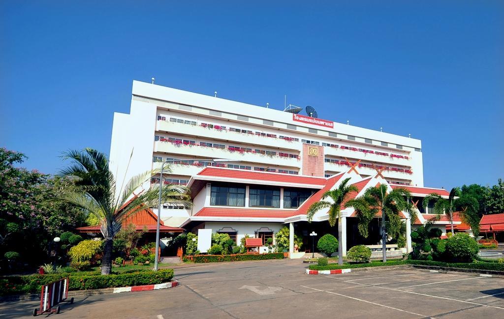 Maeyom Palace Hotel Пхрэ Экстерьер фото